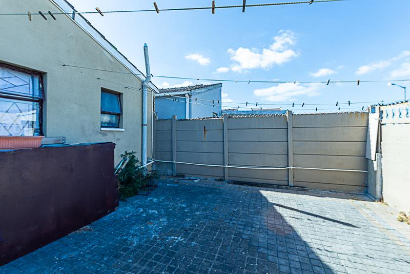 3 Bedroom Property for Sale in Portlands Western Cape